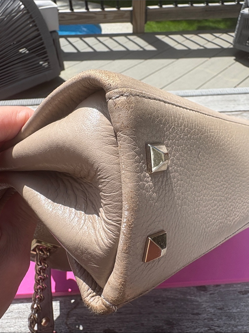 kate spade taupe leather shoulder bag with gold chain accents - Picture 5 of 9